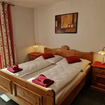 Nocleg ze śniadaniem Alpenrose 3*