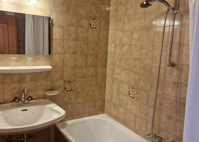 Alpenrose Bed & Breakfast 3*